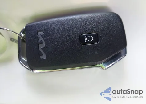 2023 Kia Sorento Hybrid Ex z USA, uszkodzony, nr VIN KNDRH4LG2P5198822